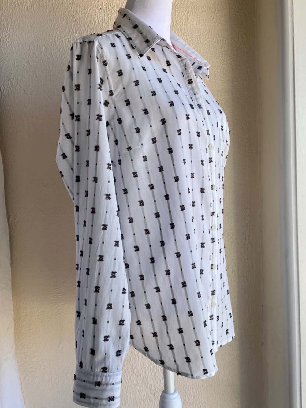 Anthropologie Maeve long sleeve white cotton w/ black clipped dots blouse Sz 12 - Picture 4 of 13